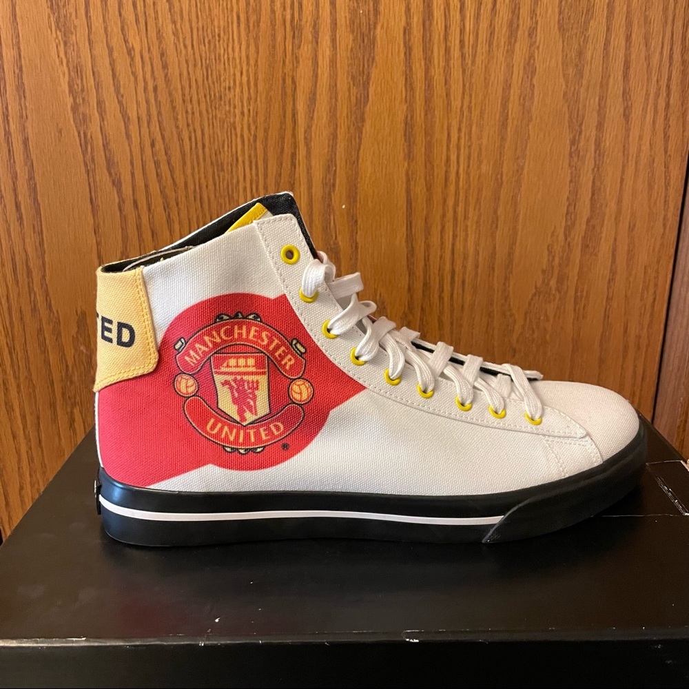 Nike Manchester United high top shoes